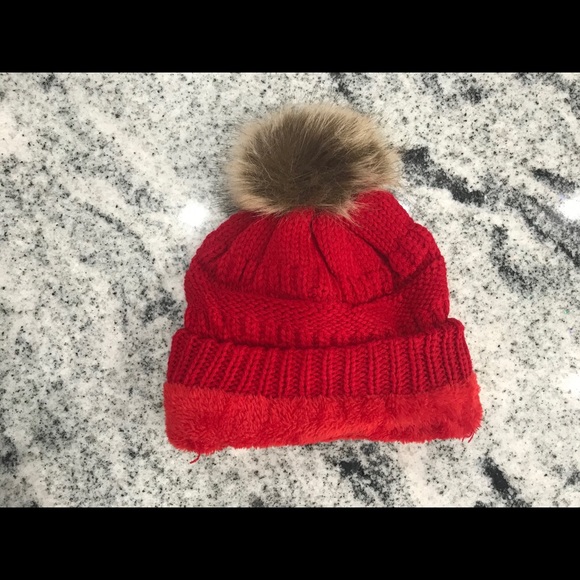 ❤️Pom beanie red - Picture 7 of 7